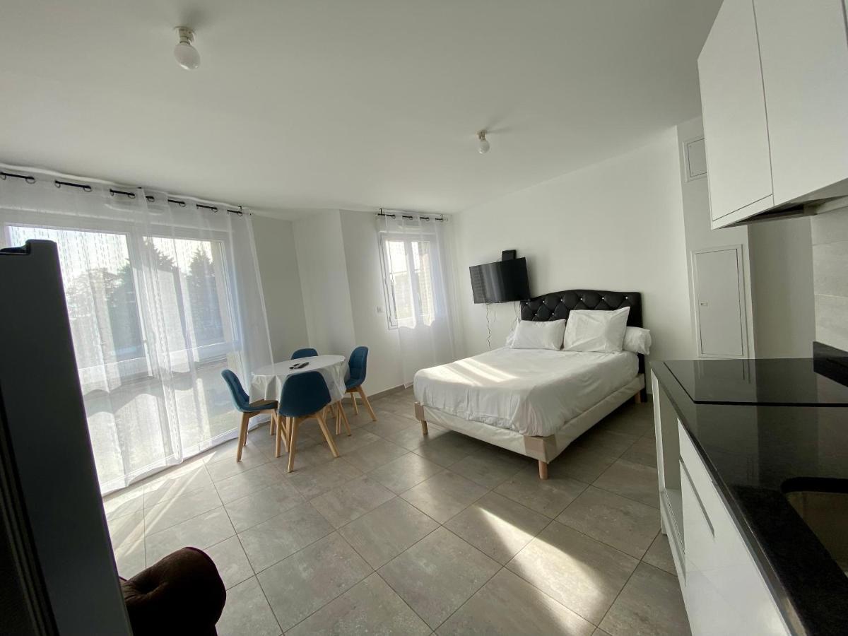 Residence 4T - 33 Avenue Gaston Chauvin Aulnay-sous-Bois Ngoại thất bức ảnh