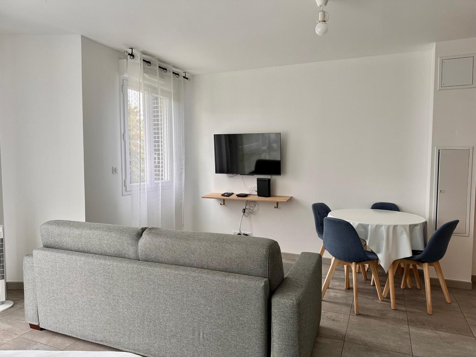 Residence 4T - 33 Avenue Gaston Chauvin Aulnay-sous-Bois Ngoại thất bức ảnh